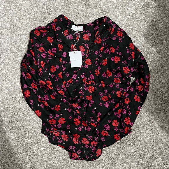 NWT L’Academie The Julia Blouse, Size M - Picture 2 of 2